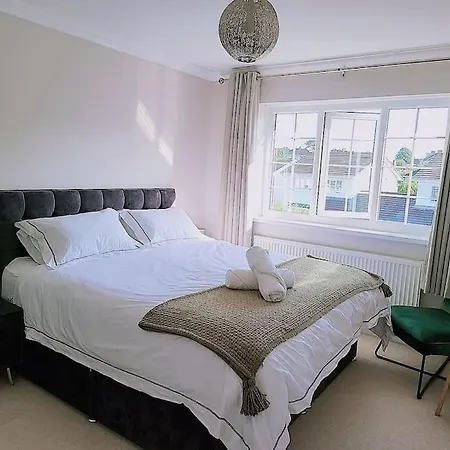 时尚的3室独立别墅，近海滩，Mumbles Swansea Exterior photo